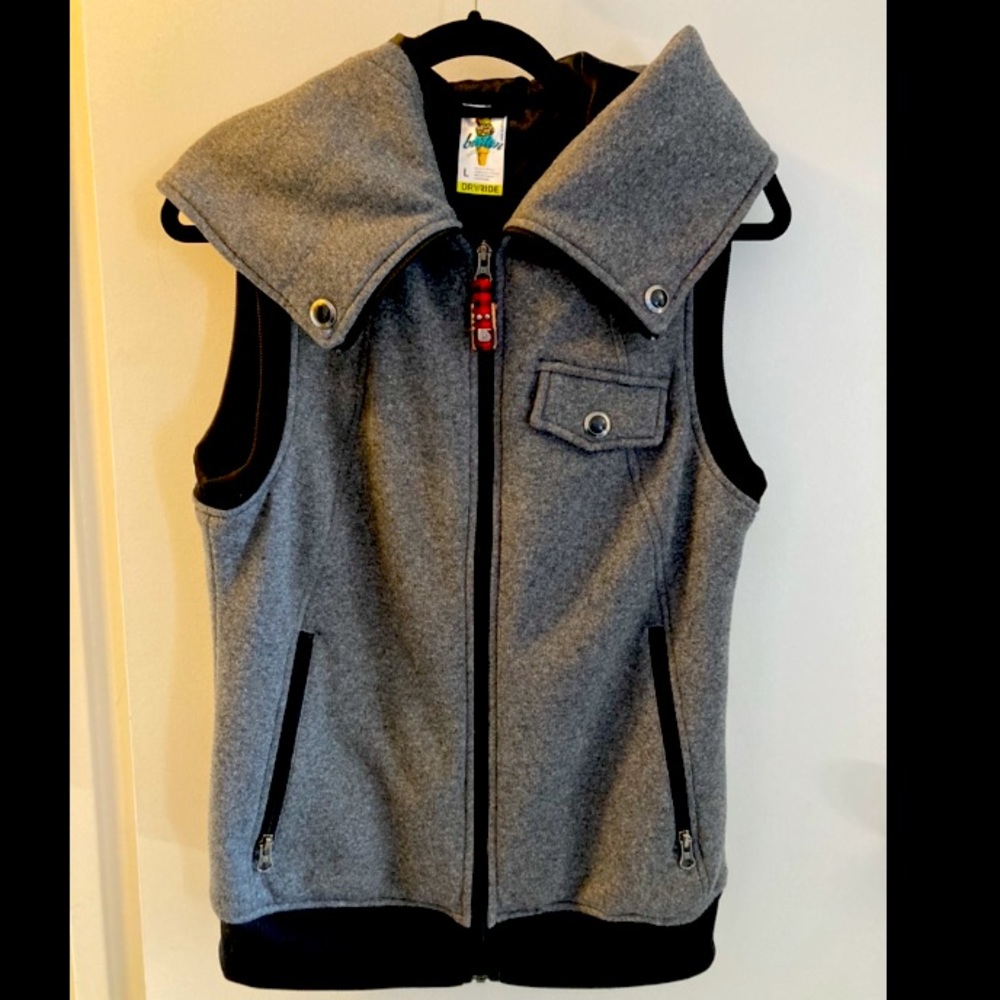 Burton zip up hooded vest